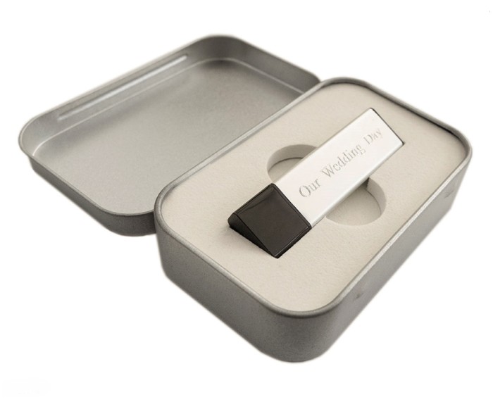 'Our Wedding Day' USB Stick and Metal Presentation Case