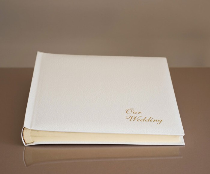 Traditional Wedding Album - St James Classic Two - Wedding Album - Page Size 12 1/2" x 12 1/4"